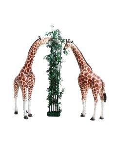 2 BabyGiraffen lebensgroß