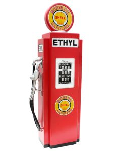 Retro Tankstelle Rot als Schrank verkleinert