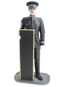 britischer Polizist Angebotstafel lebensgroß