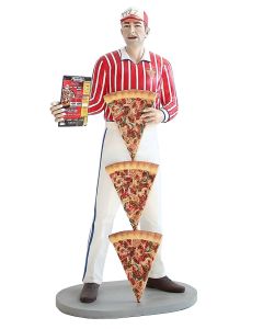 Pizzamann mit Menükarte und Pizzen lebensgroß