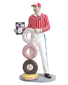 Mann mit Donuts lebensgroß