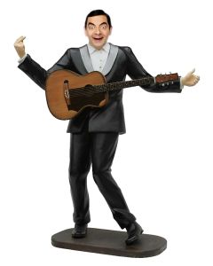 Mr Bean als Elvis im schwarzen Anzug  lebensgroß