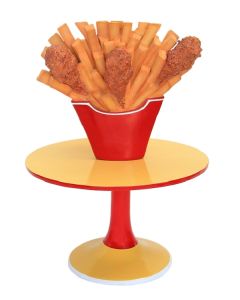 Hühnchen und Pommes Tisch klein vergrößert