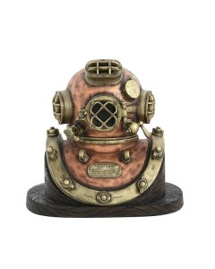 Taucherhelm auf Holz lebensgroß