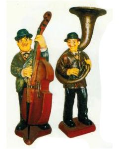Dick und Doof spielen Cello und Sausaphone groß verkleinert