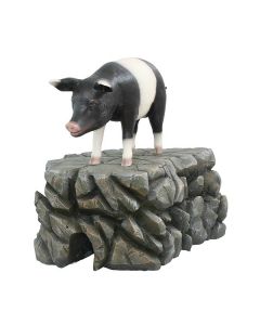 Schwein schwarzweiß stehend lebensgroß