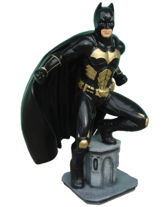 Batman klein auf Säule lebensgroß