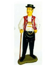 großer Bayer mit Wanderstock lebensgroß