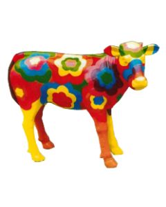 Kalb im FlowerPower Look lebensgroß