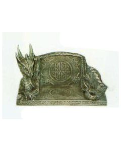 liegender Drache als Schrein verkleinert