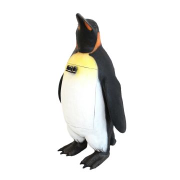 Eisfach im Pinguin lebensgroß