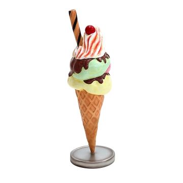 Eis mit Röhrchen groß vergrößert